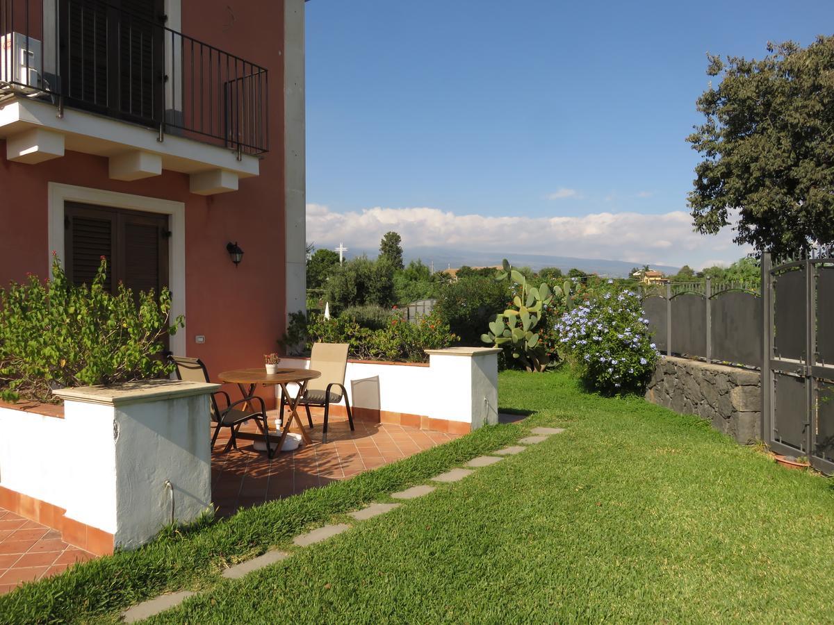 Case Vacanze Residence Trinacria Ачиреале Экстерьер фото